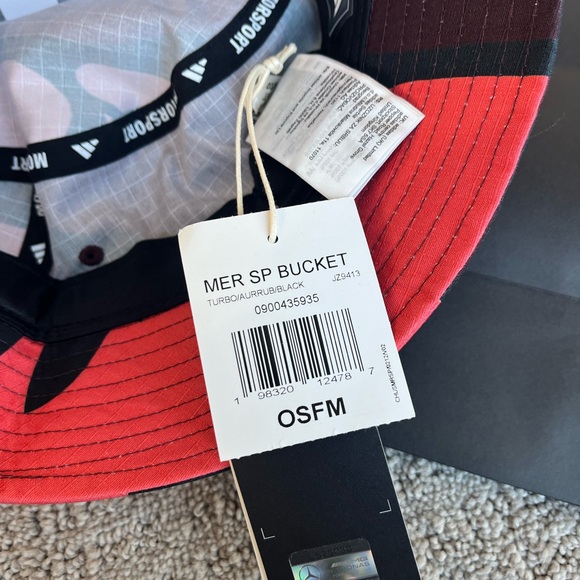 NWT Adidas MERCEDES Adidas formula one team bucket Hat from Las Vegas - Picture 4 of 7